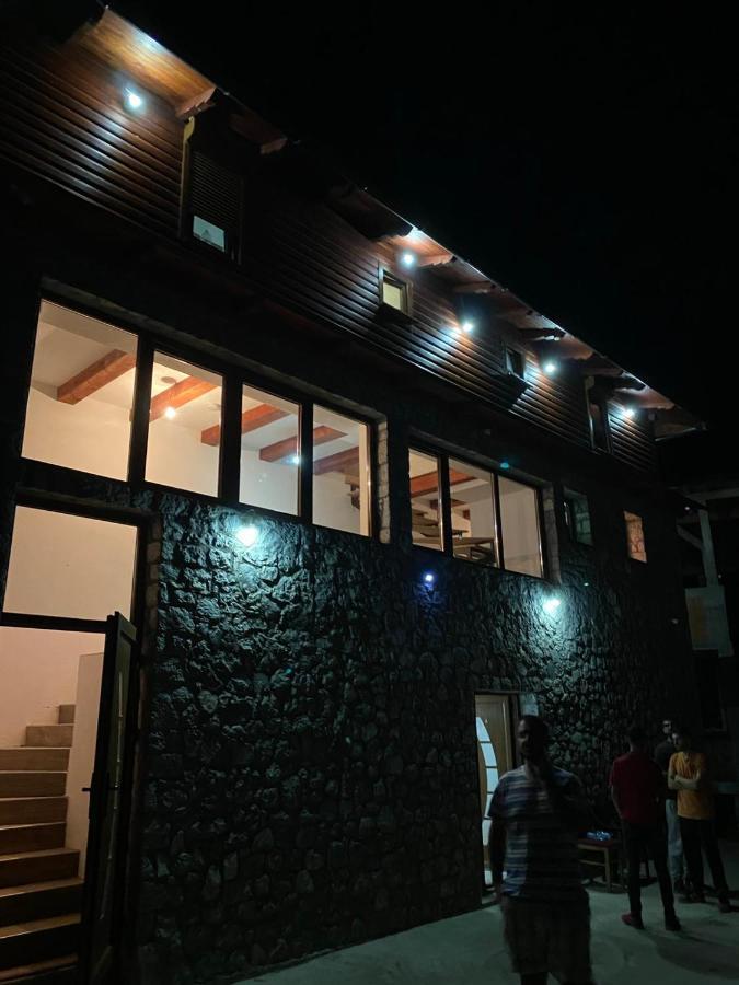 Shpija E Gjyshit Vuthaj Hotel Gusinje Bagian luar foto