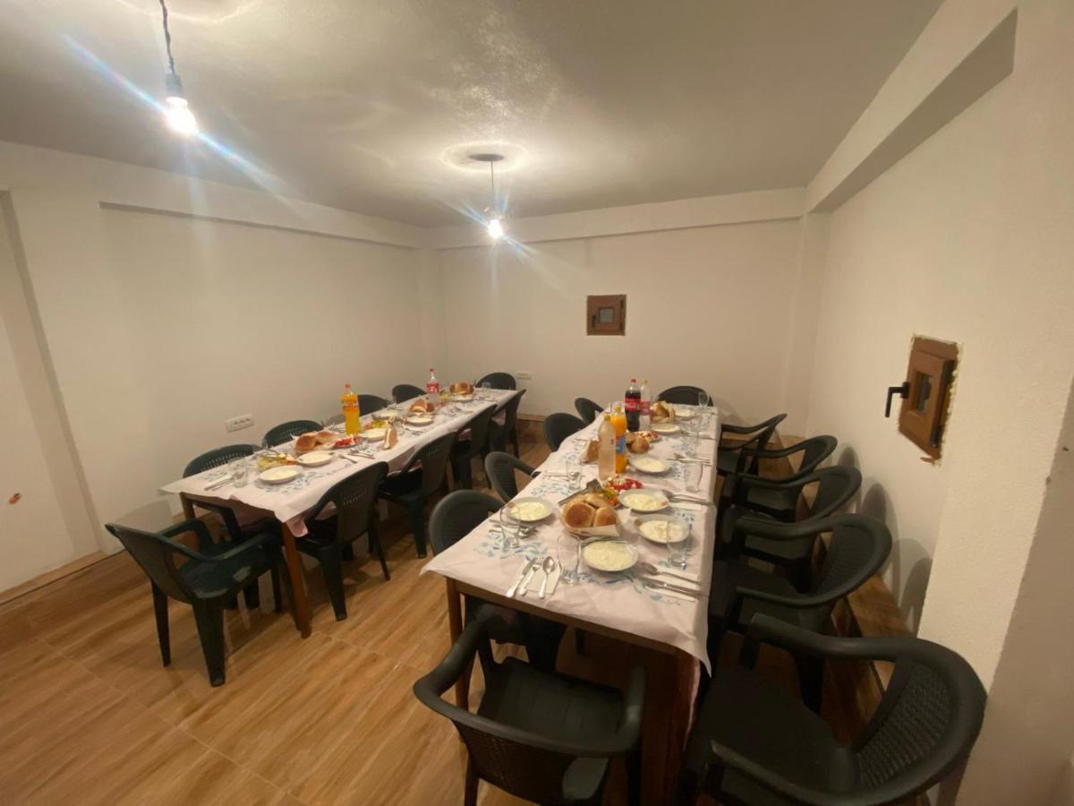 Shpija E Gjyshit Vuthaj Hotel Gusinje Bagian luar foto